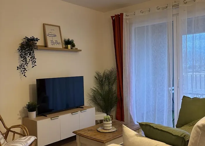 Ecrin De Nacre De Standing * קורסיי-סור-מר